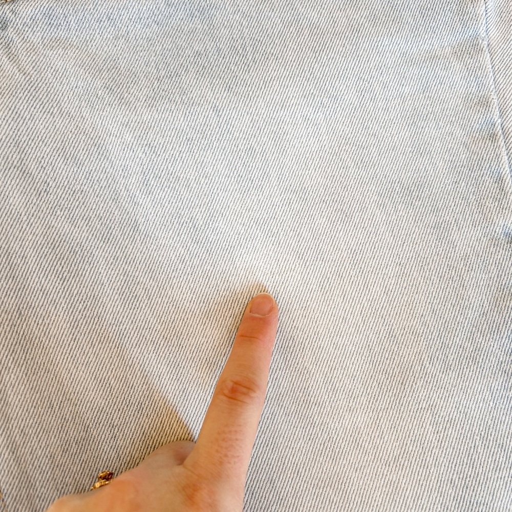 Classic High Rise Light Blue Jeans - Picture 4 of 4